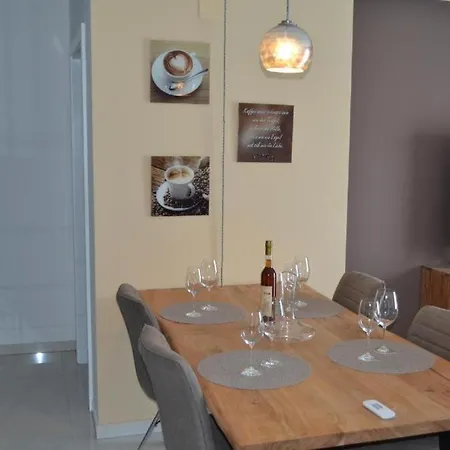 My Paradies - 1**** Апартаменты Малинска