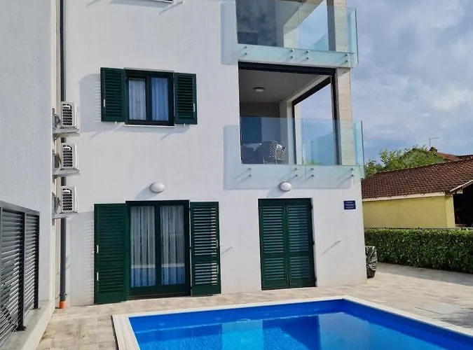 My Paradies - 1**** * Malinska