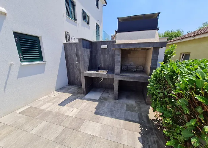 My Paradies - 1**** *